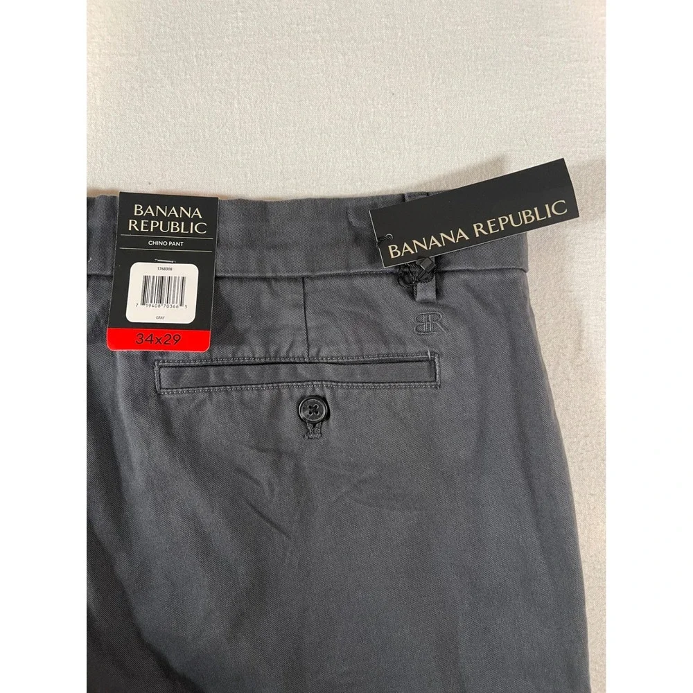 Banana Republic Mens Gray Chino Pants 34x29 Straight Leg Flat Front Trousers NWT